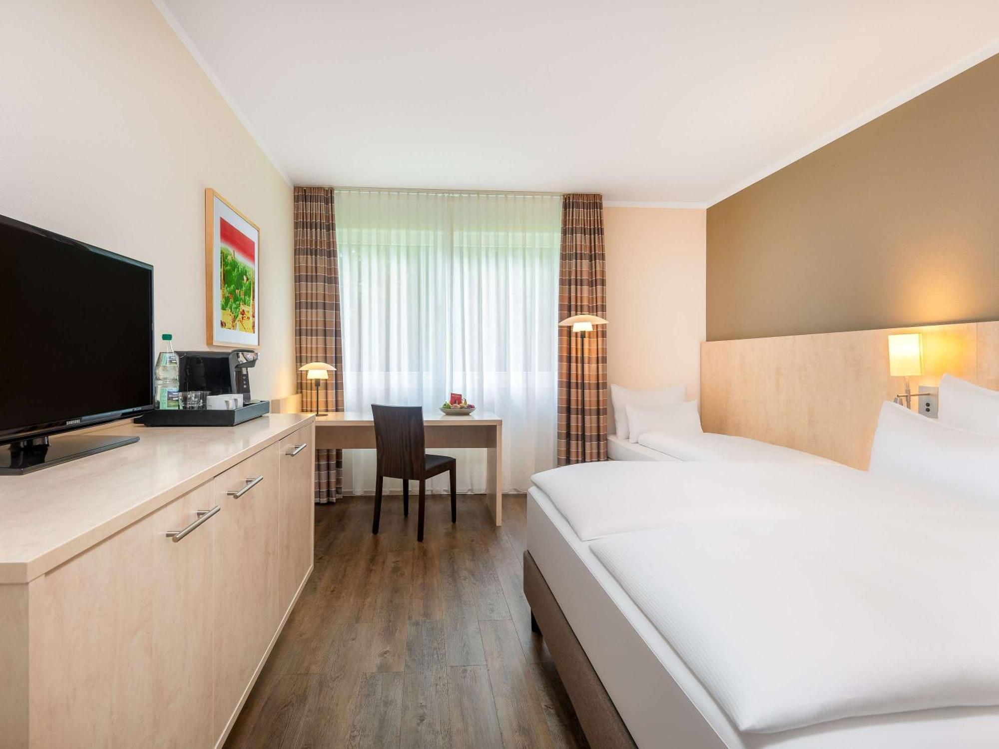 Mercure Hotel Bielefeld Johannisberg Екстериор снимка